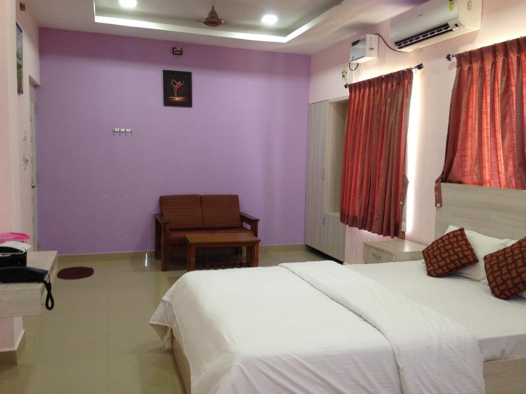 Oyo 4355 Goodland Inn Chennai Exteriör bild